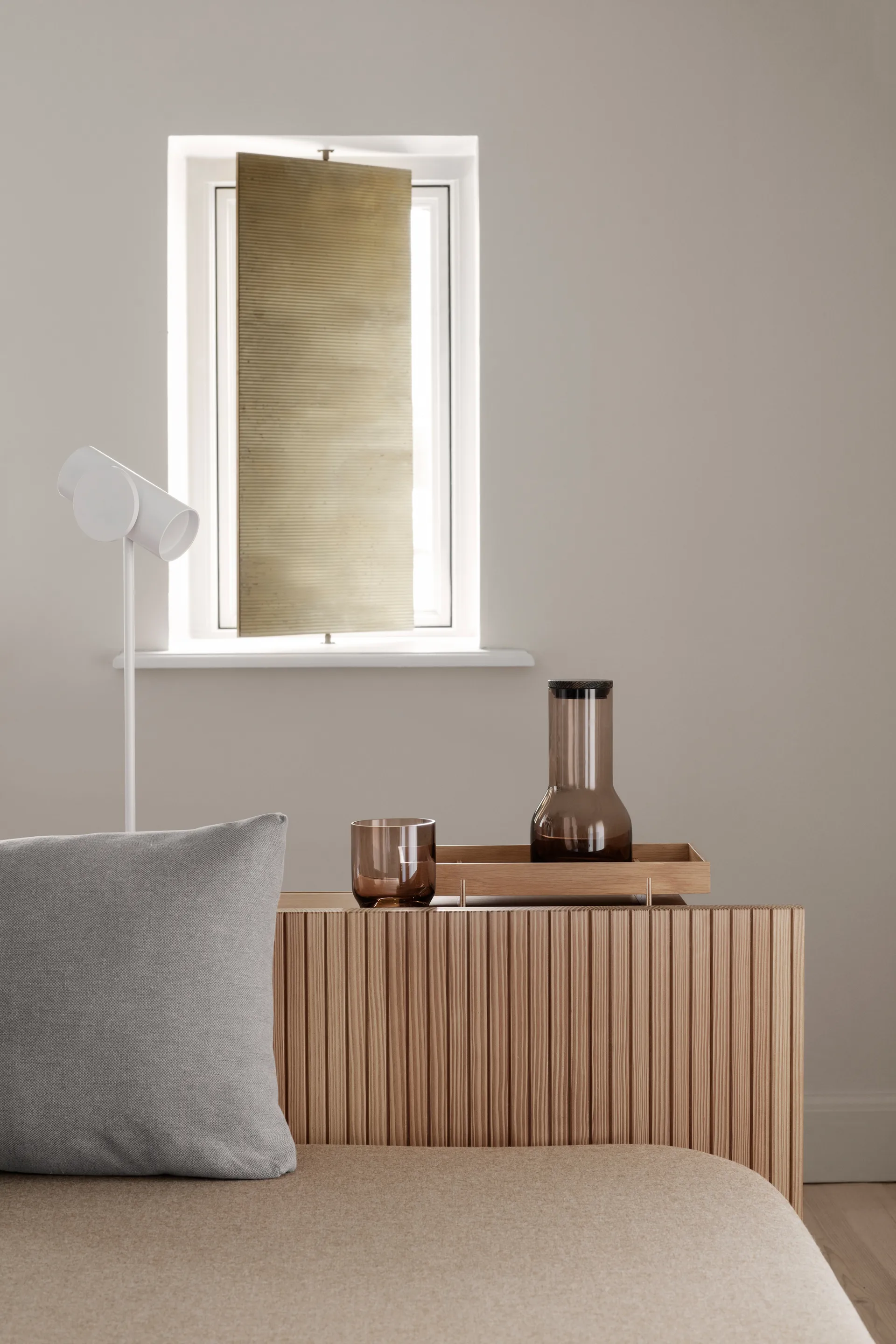 Stage bordslampa, Lily white blomus