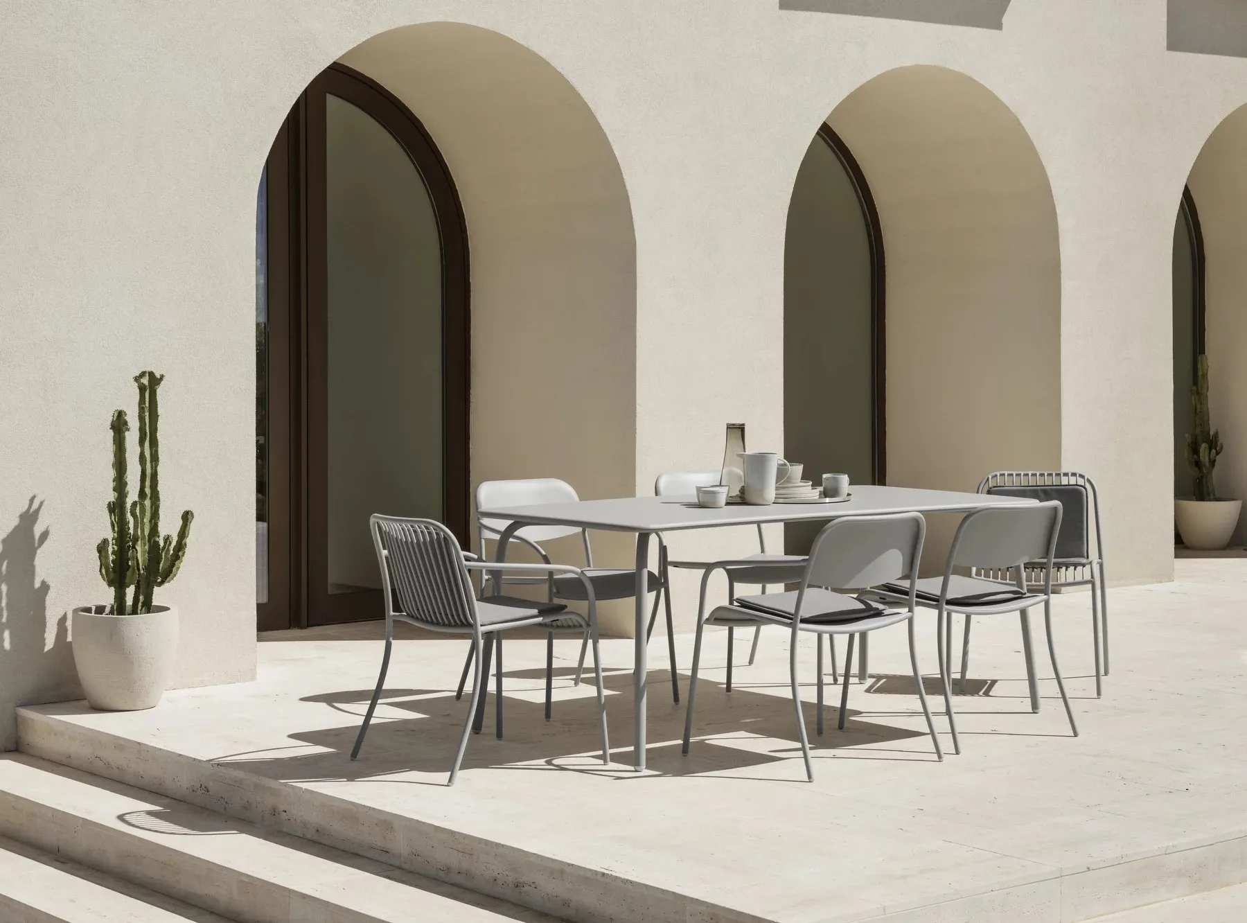 YUA WIRE chair stol, Silk grey (grå) blomus