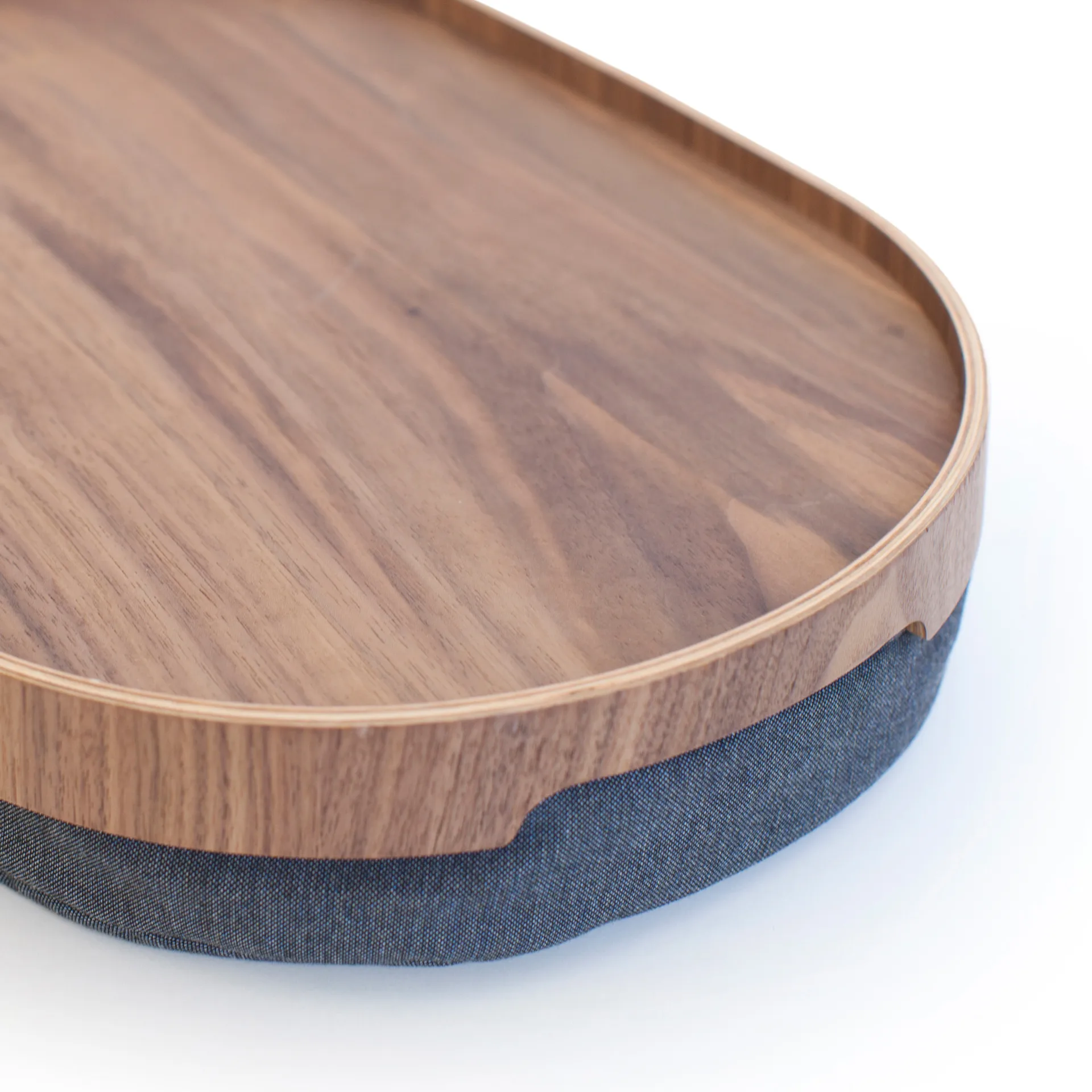 Bosign knäbricka curveline medium 26x39 cm, Valnöt Bosign