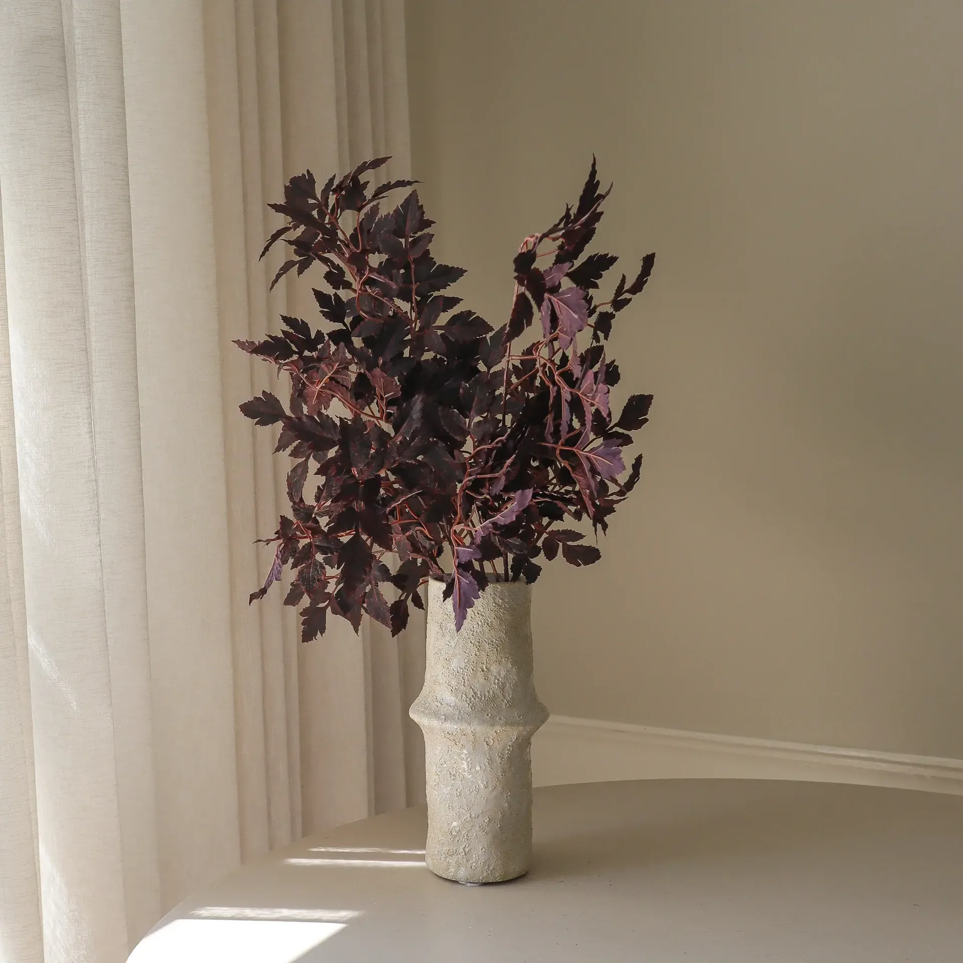 Burgundy Plum Leaves konstgjord bukett, 85 cm, 4 st Botané