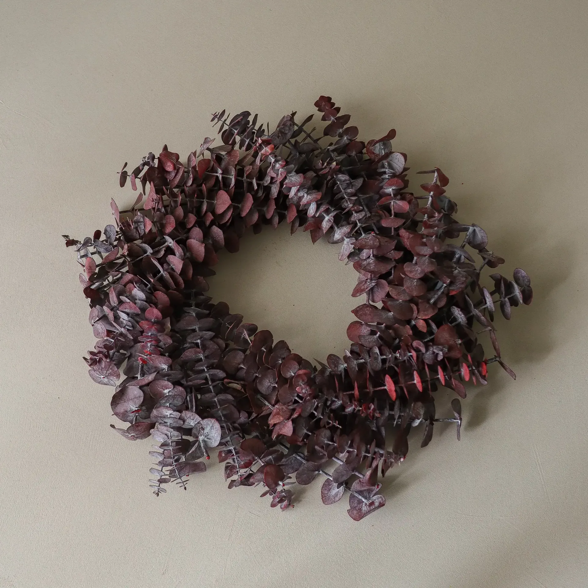 Eucalyptus Wreath krans, Dark red, Ø40 cm Botané