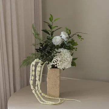 Green veil konstgjord bukett - Ranunkel, hortensia, amarant, 85 cm - Botané