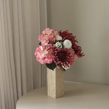 Rose reverie konstgjord bukett - Hortensia, spindelkrysantemum, ranunkel, 77 cm - Botané