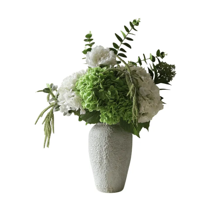 Smashed Avocado konstgjord bukett - Hortensia-pion-amarant-skimmiabär-eukalyptus 12 st - Botané