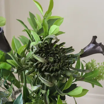 Verdant Noir konstgjord bukett - Kalla-spindelkrysantemum-höstsolros, 92 cm, 13 st - Botané
