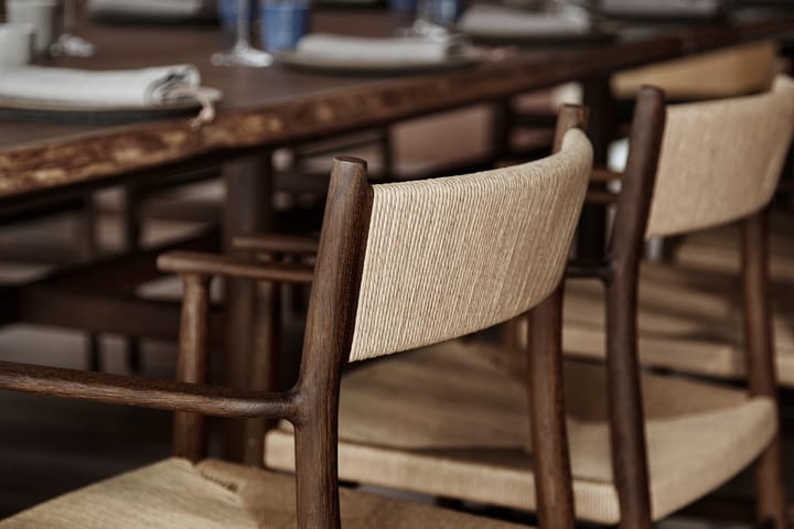Arv karmstol vävd rygg och sits, Rökoljad ek-papperssnöre Brdr. Krüger