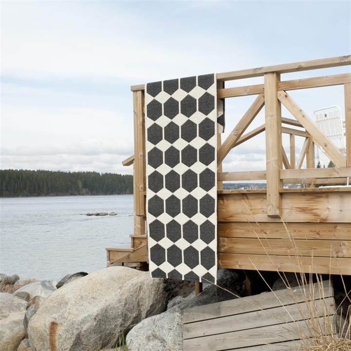 Anna matta svart, 70x140 cm Brita Sweden
