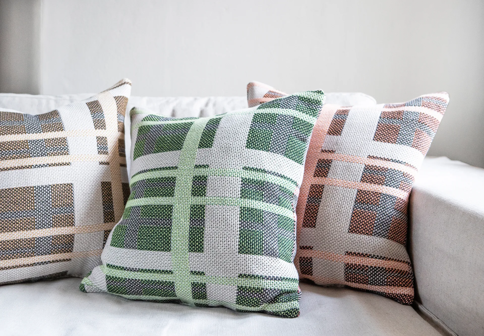 Tradition kuddfodral 50x50 cm, Gul Brita Sweden