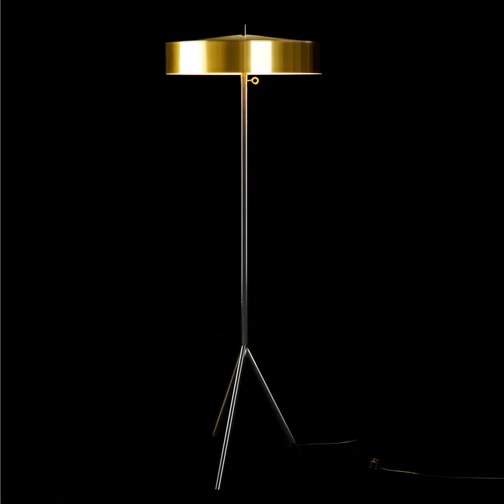 Köp Cymbal golvlampa från Bsweden Svenssons.se