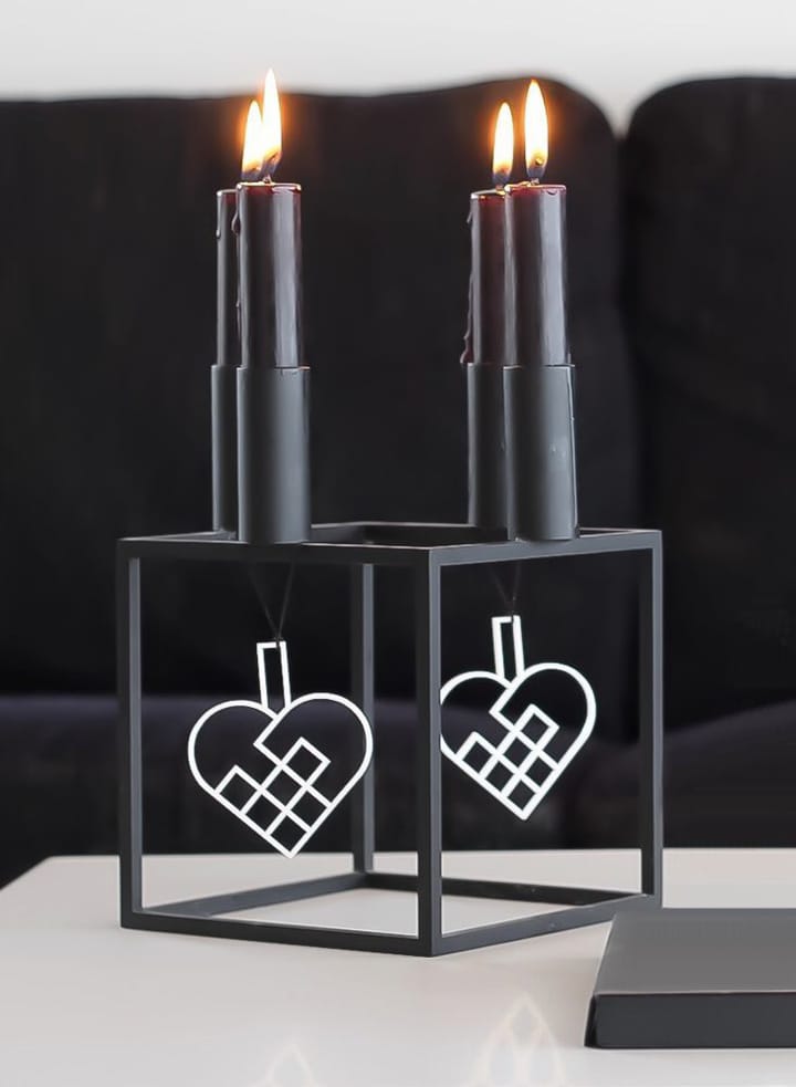 Kubus 4 ljusstake - svart - By Lassen