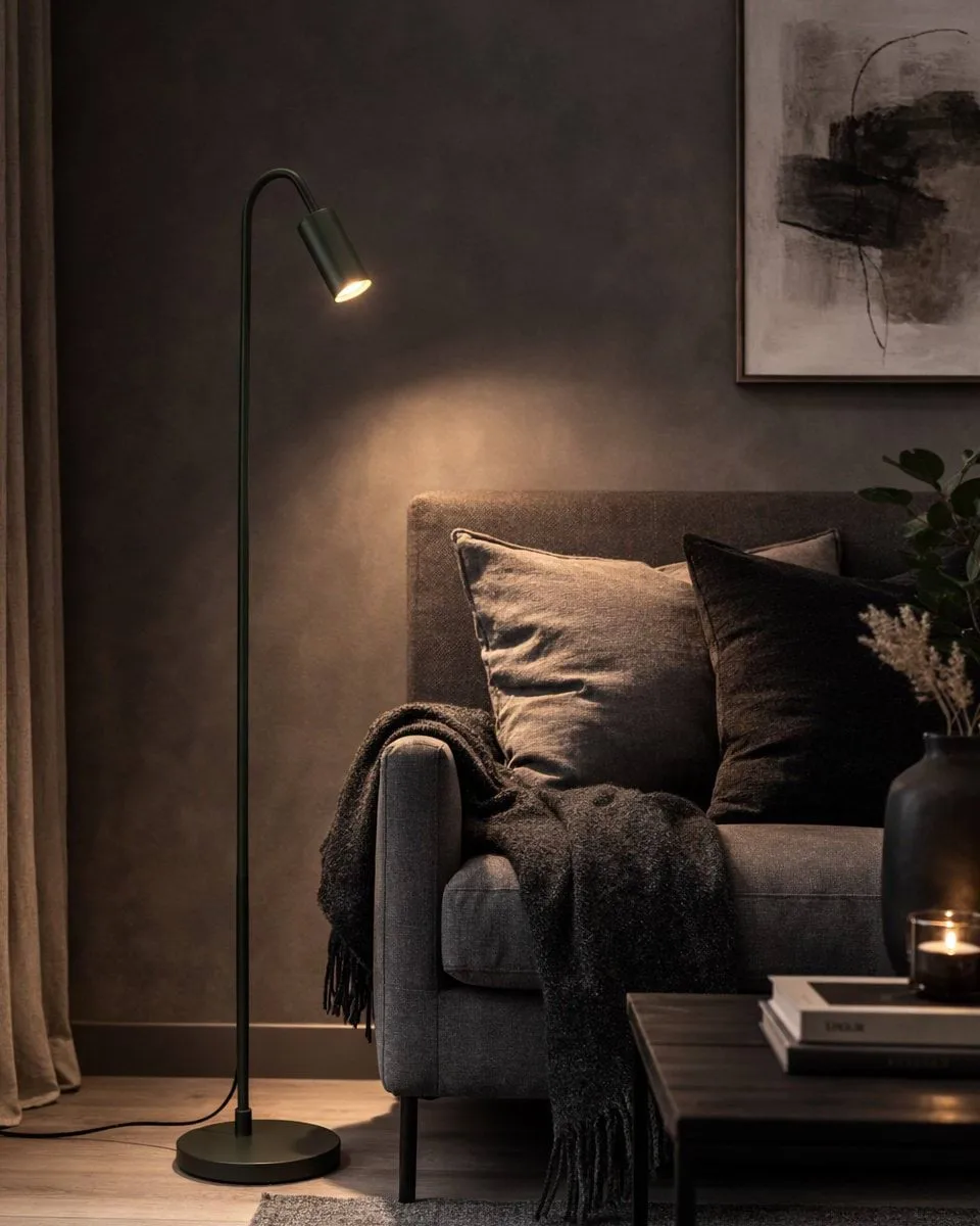 Curve golvlampa 146 cm, Matt grön By Rydéns