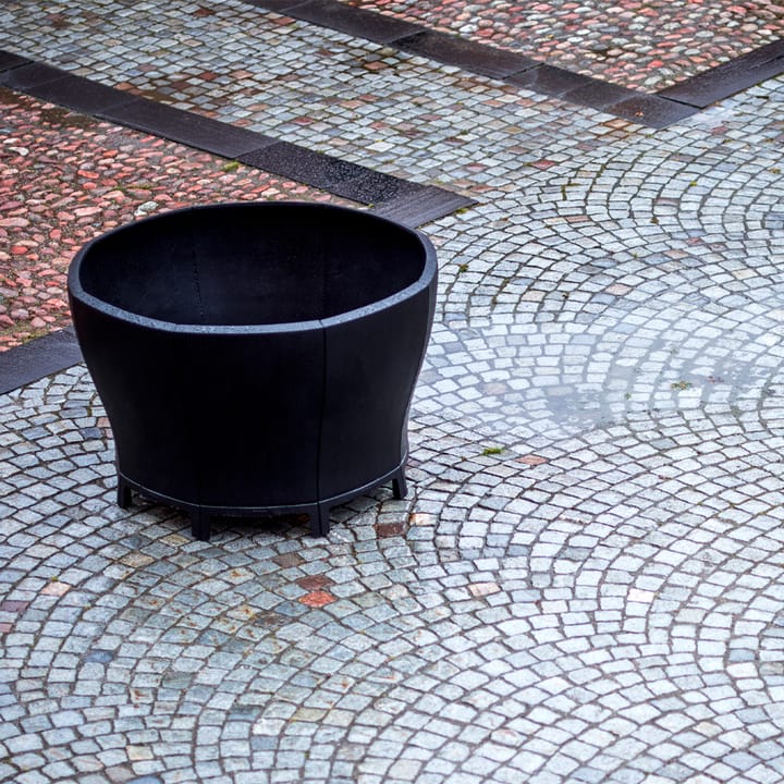 Blom växtkärl, Svart Byarums bruk