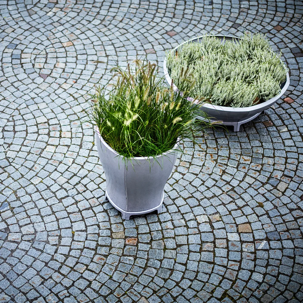 Blom växtkärl, Svart Byarums bruk