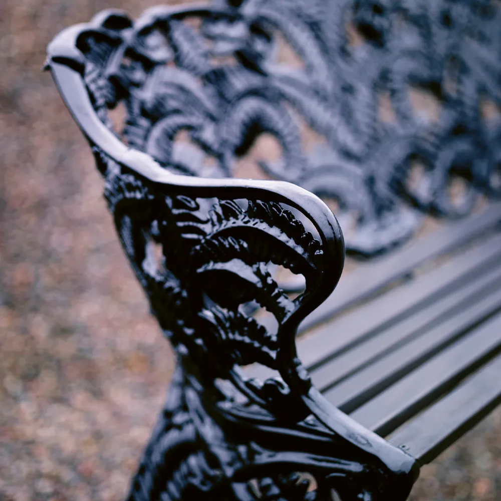 Classic soffa, Mahogny svart lasyr, svart stativ Byarums bruk