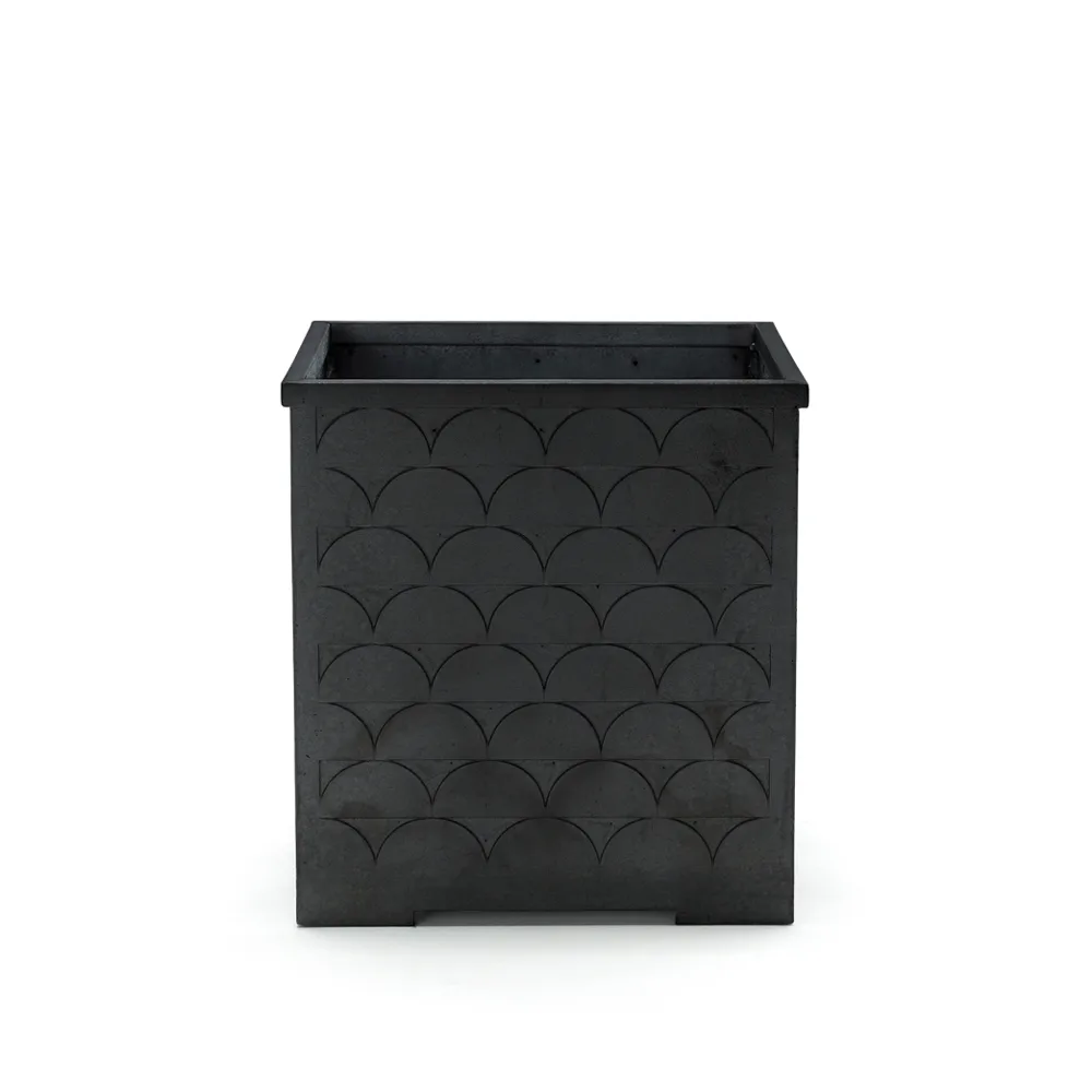 Relief växtkärl, Svart Byarums bruk