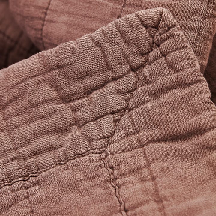 Magnhild vadderat överkast 160x280 cm, Berry byNORD