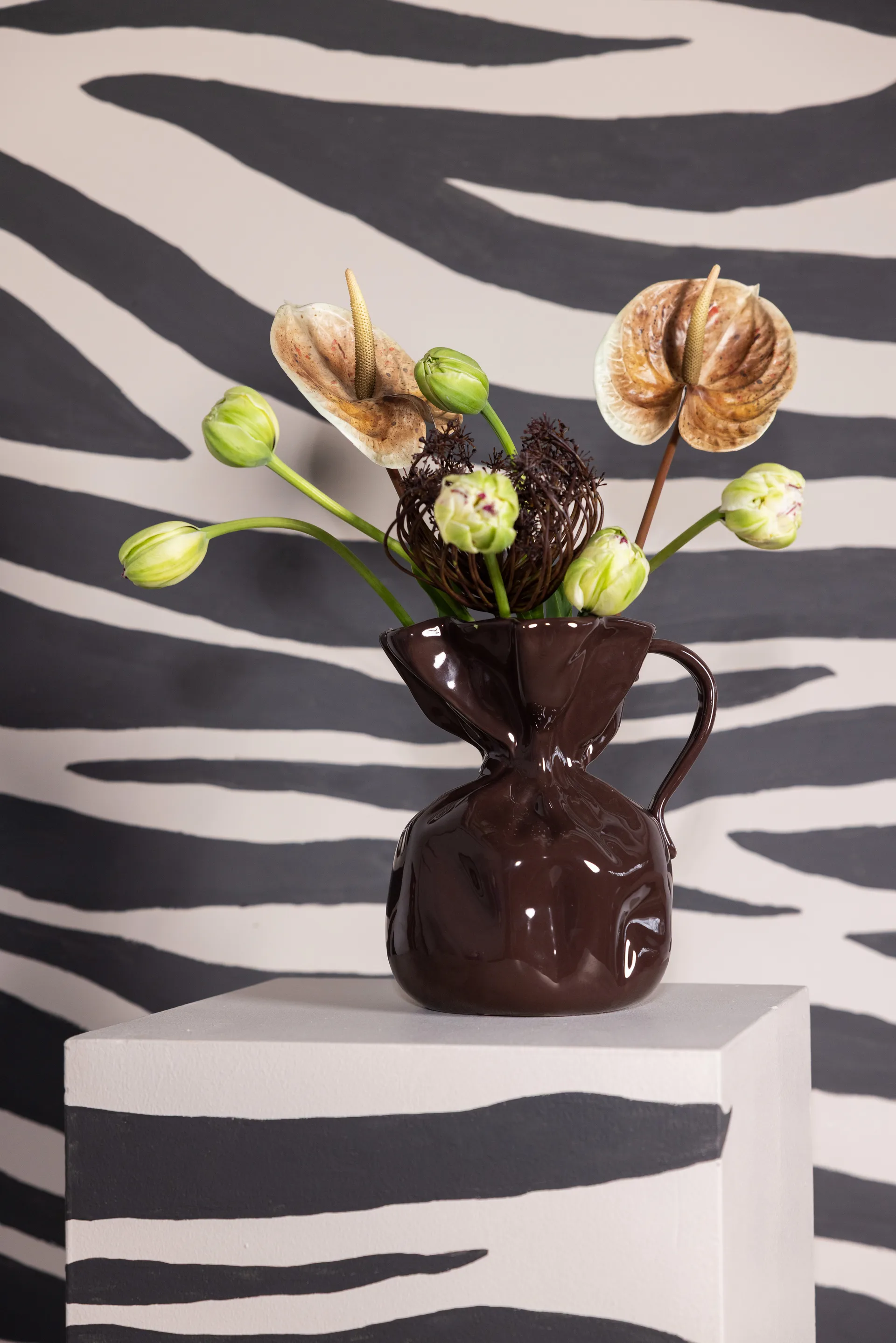 Crumple vas, Brun Byon