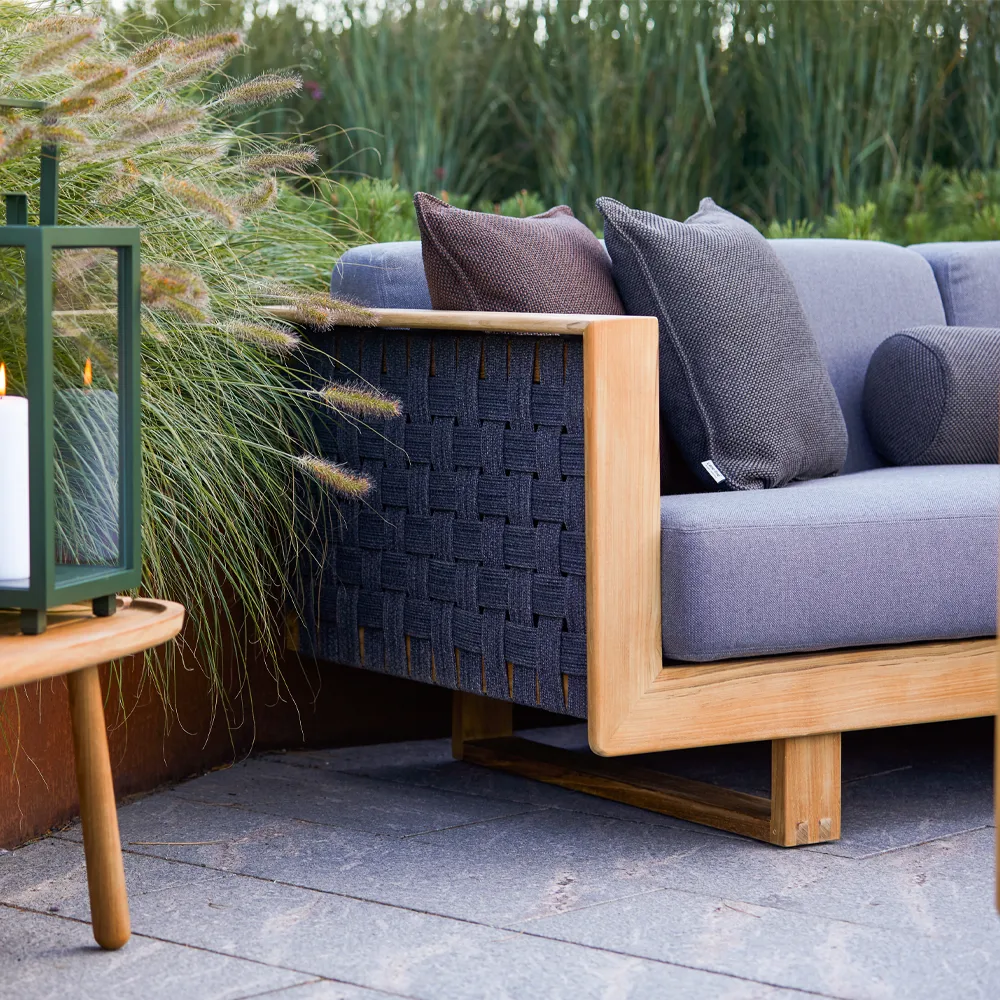 Angle loungefåtölj, Dark grey, teak Cane-line