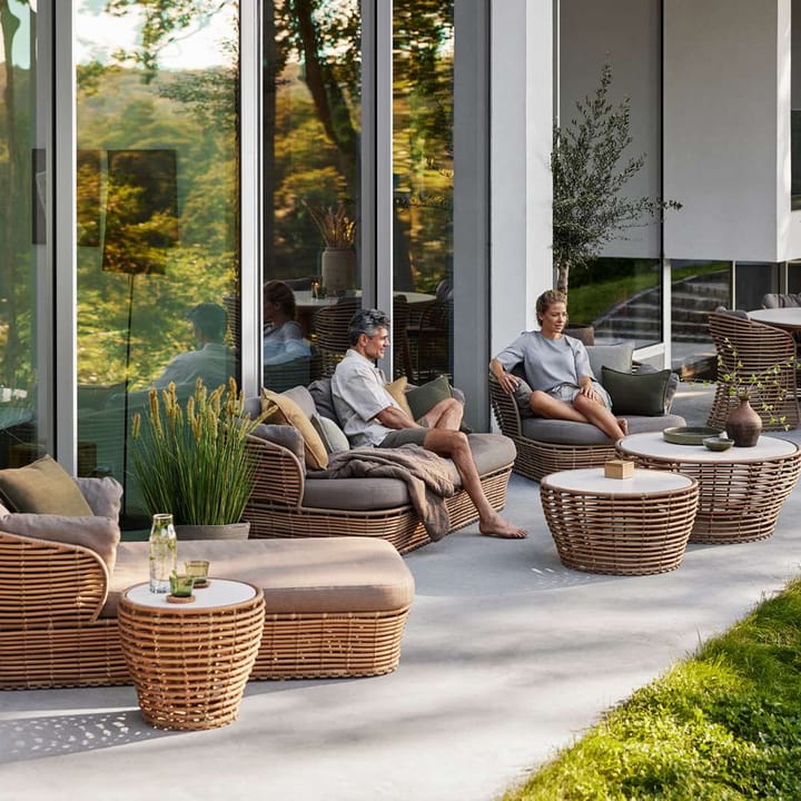 Basket soffbord, Travertine, stor, naturflätat underrede Cane-line