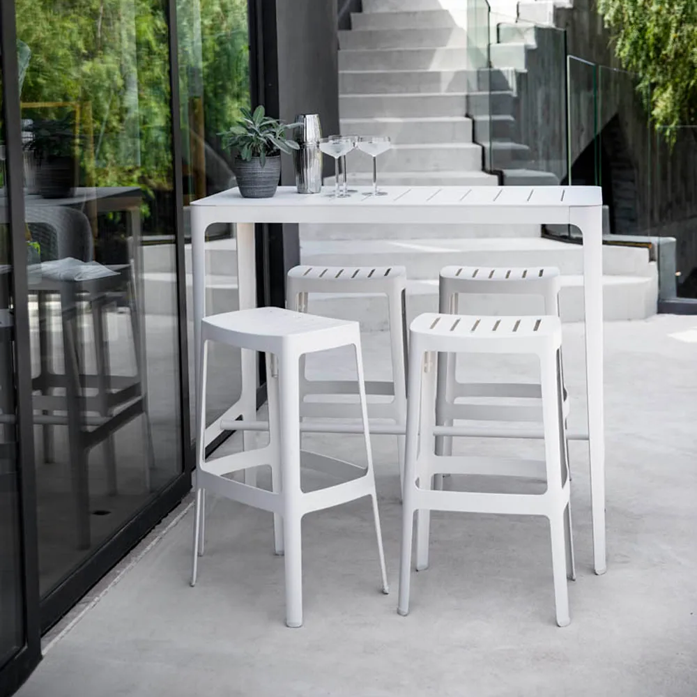 Cut barbord, Black Cane-line