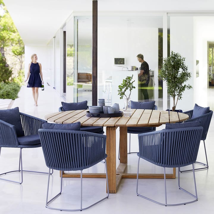 Endless matbord runt teak, Ø130 cm Cane-line