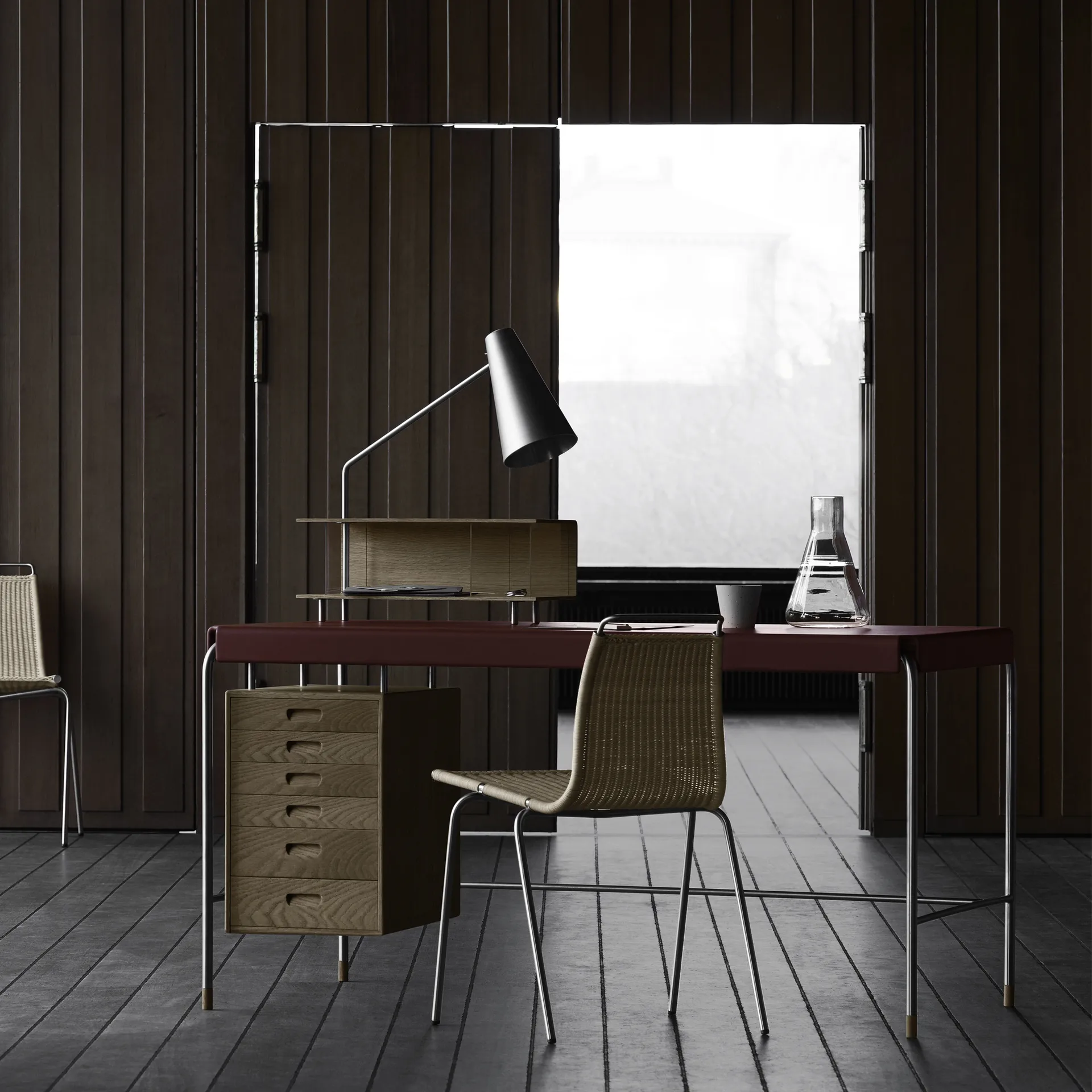 AJ52 Society Table skrivbord, Lackad valnöt inkl. belysning 140 cm Carl Hansen & Søn