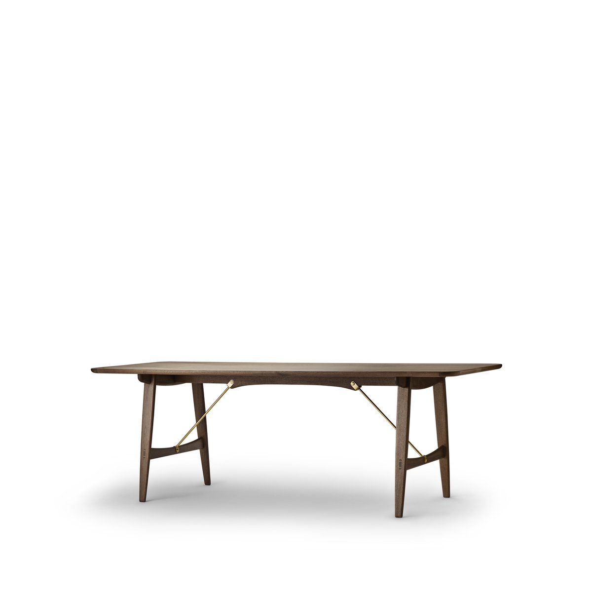 Carl Hansen & Son BM1160 Hunting Table matbord Klarlackad valnöt-mässing