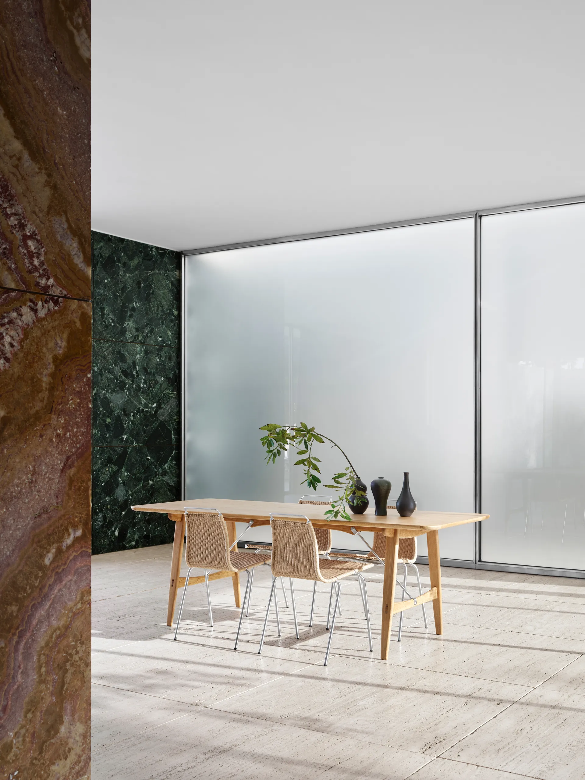 BM1160 Hunting Table matbord, Oljad ek-rostfritt stål Carl Hansen & Søn