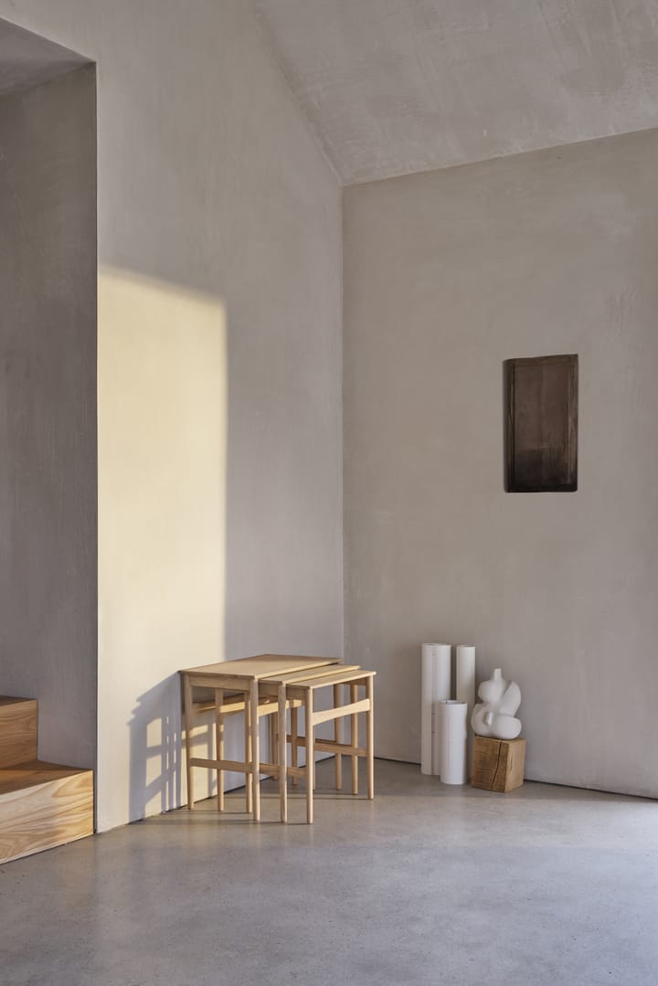 CH004 nesting tables satsbord, Såpad ek Carl Hansen & Søn