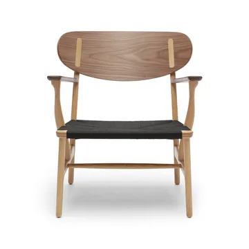 CH22 fåtölj - Klarlack ek-valnöt-svart - Carl Hansen & Søn