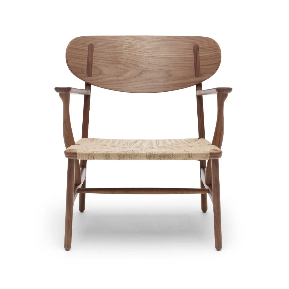 CH22 fåtölj, Oljad valnöt-naturflätad Carl Hansen & Søn