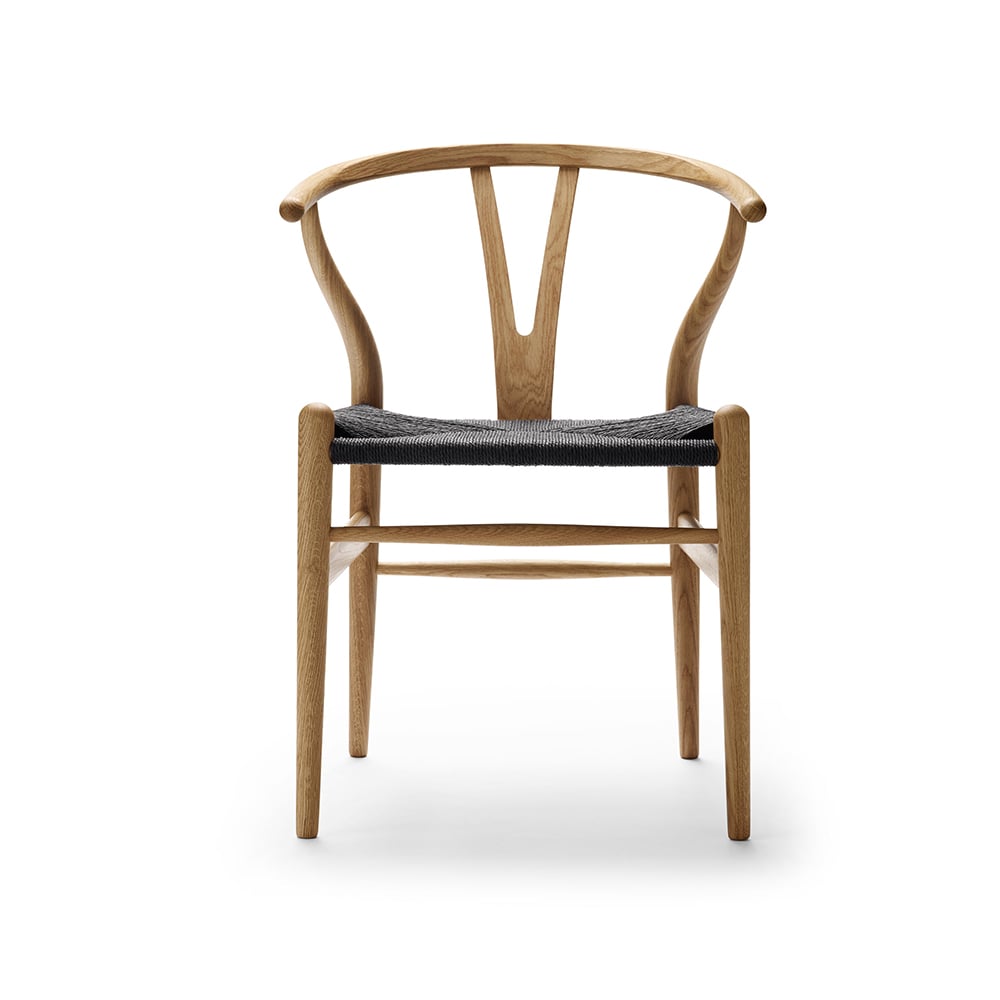 Carl Hansen & Son CH24 Y-stol Oljad ek-svart | Skandinavisk Design | Stolar | Beige