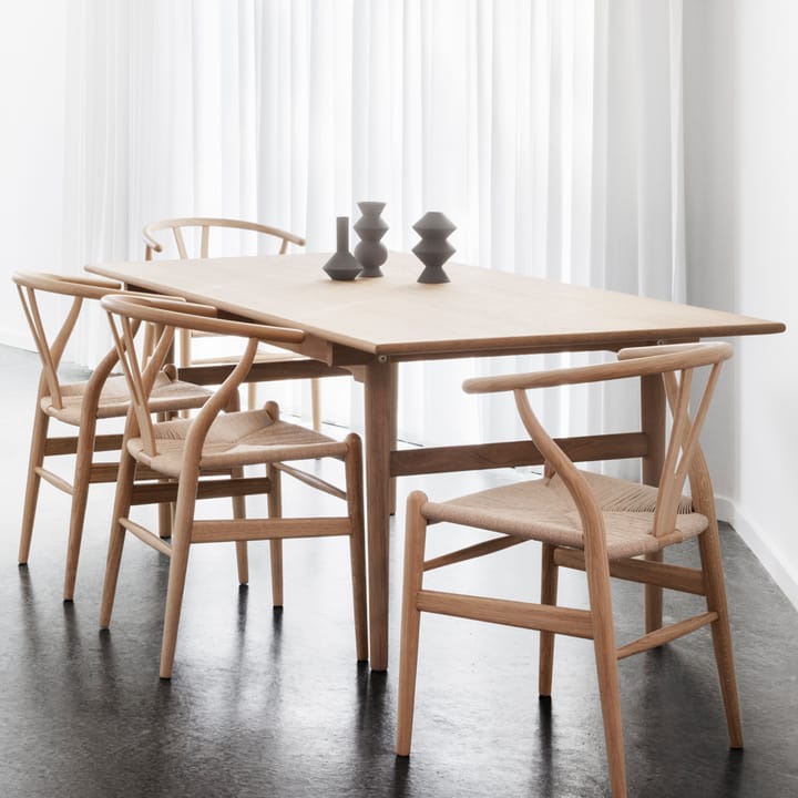 CH24 Y-stol - Rökoljad ek-svart - Carl Hansen & Søn