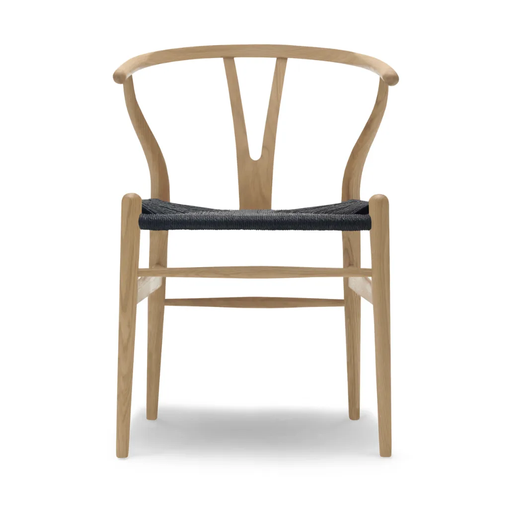 CH24 Y-stol, Såpad ek-svart Carl Hansen & Søn