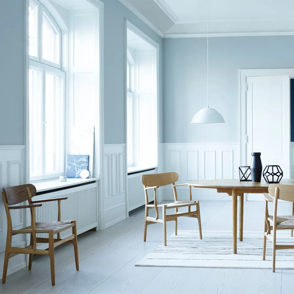 CH26 karmstol, Oljad ek-svart Carl Hansen & Søn