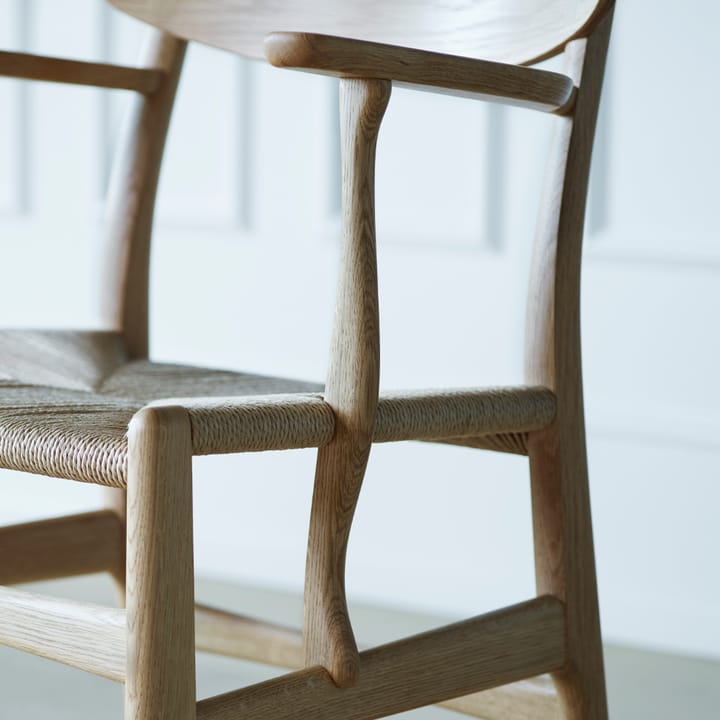 CH26 karmstol, Vitoljad ek-naturflätad Carl Hansen & Søn
