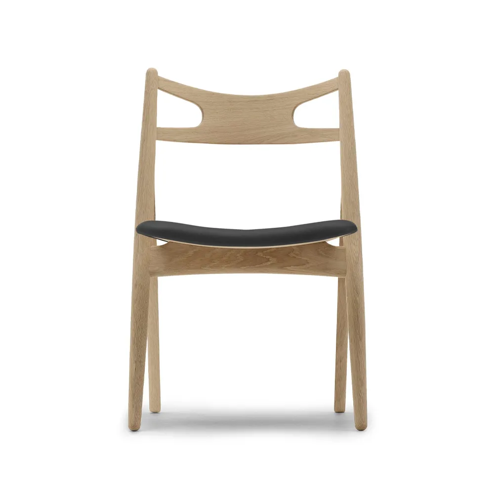 CH29P Sawbuch chair lädersits, Thor 301-såpad ek-svart Carl Hansen & Søn