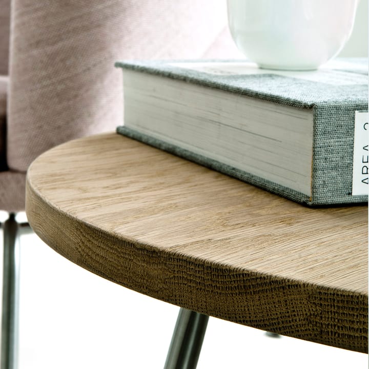 CH415 soffbord Ø55 cm, Såpad ek Carl Hansen & Søn