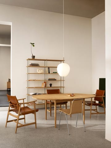 MT221 Tulip-lampan Ø36 cm - Opalglas-mässing - Carl Hansen & Søn