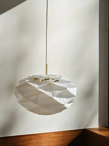 OS111 Begonya pendel - White-brass, Ø50 cm - Carl Hansen & Søn