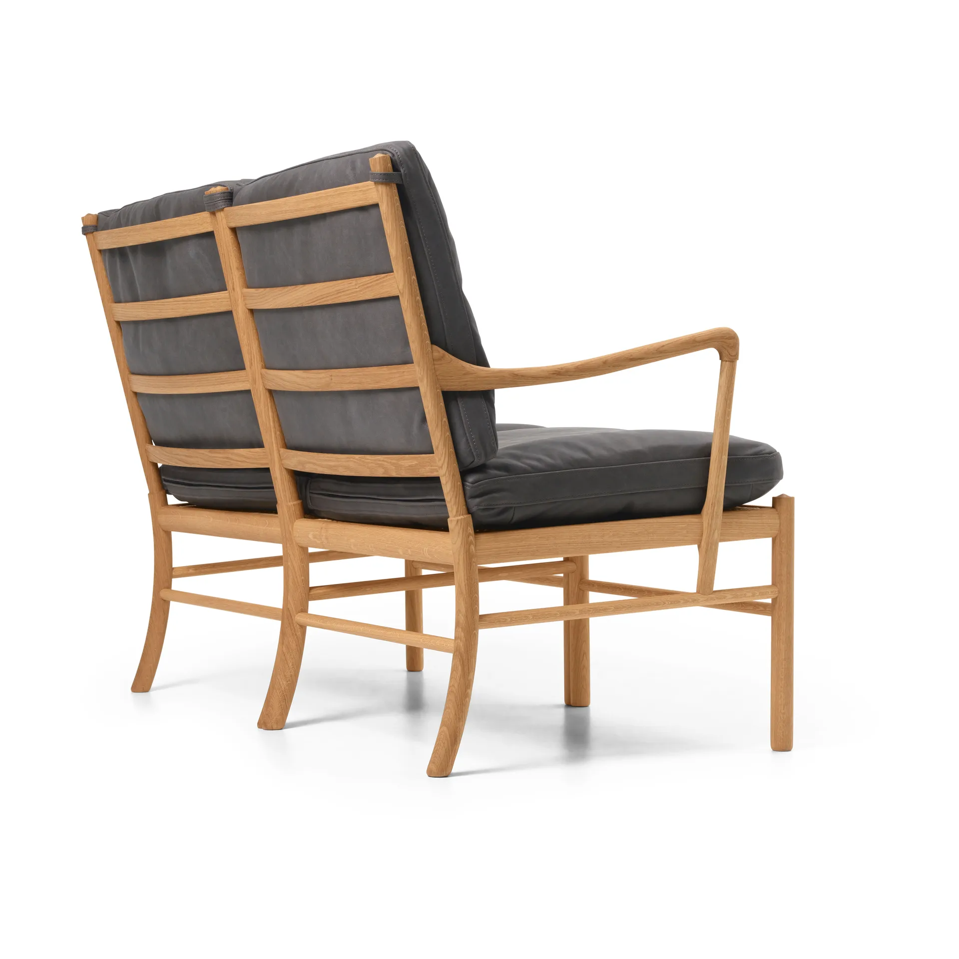 OW149-2 Colonial soffa 2-sits, Terra 20367-oljad ek Carl Hansen & Søn