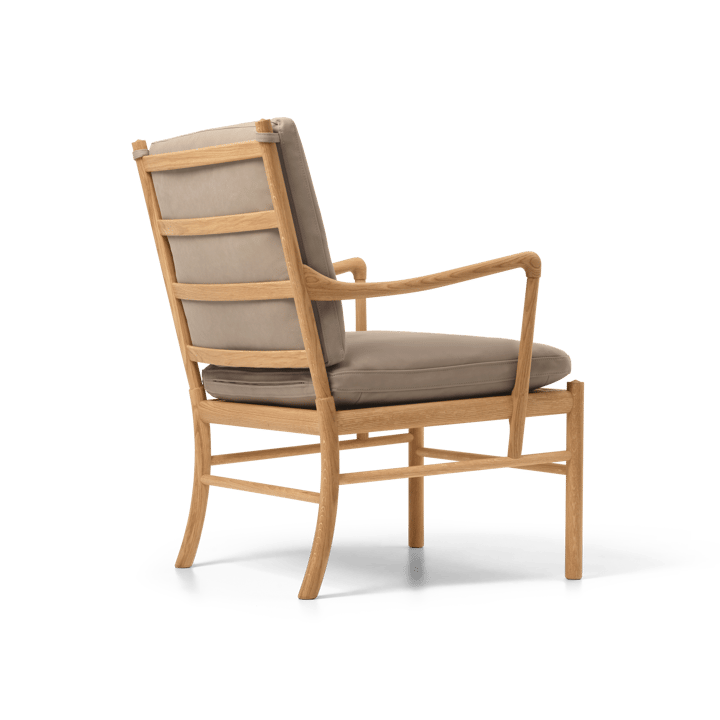 OW149 Colonial chair fåtölj, Terra 20366 läder-oljad ek Carl Hansen & Søn