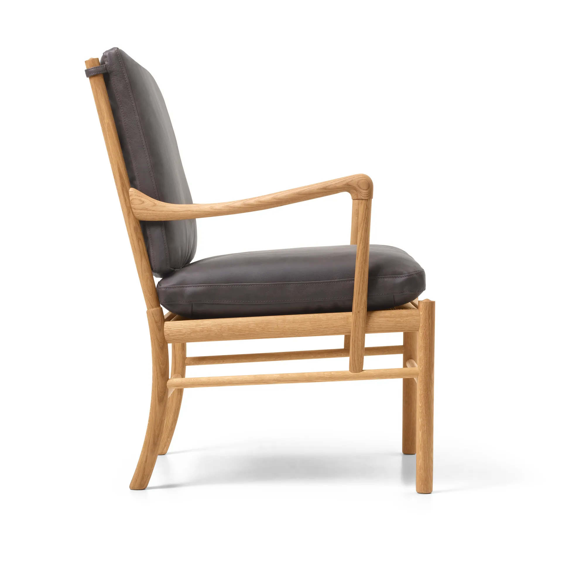 OW149 Colonial chair fåtölj, Terra 20367 läder-oljad ek Carl Hansen & Søn