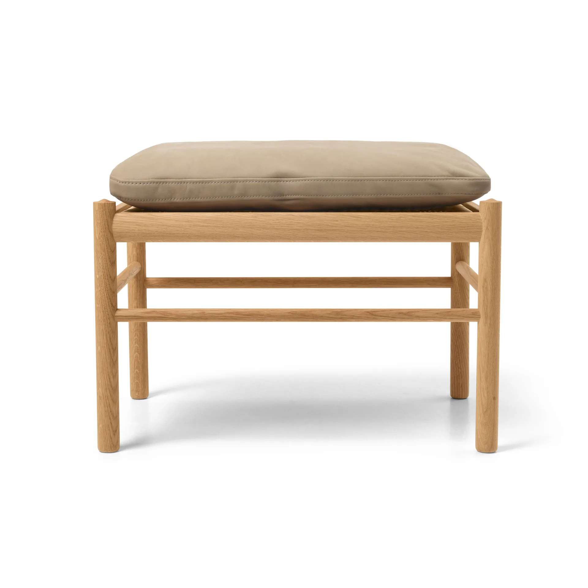 OW149F Colonial fotpall, Terra 20366-oljad ek Carl Hansen & Søn