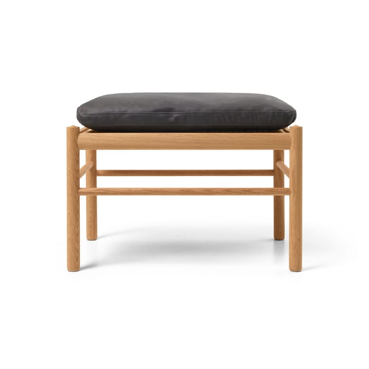 OW149F Colonial fotpall - Terra 20367-oljad ek - Carl Hansen & Søn