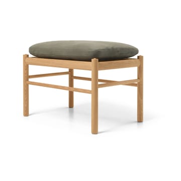 OW149F Colonial fotpall - Terra 20368-oljad ek - Carl Hansen & Søn
