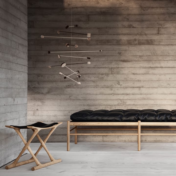 OW150 dagbädd, Läder loke 7050 brun-Oljad ek Carl Hansen & Søn