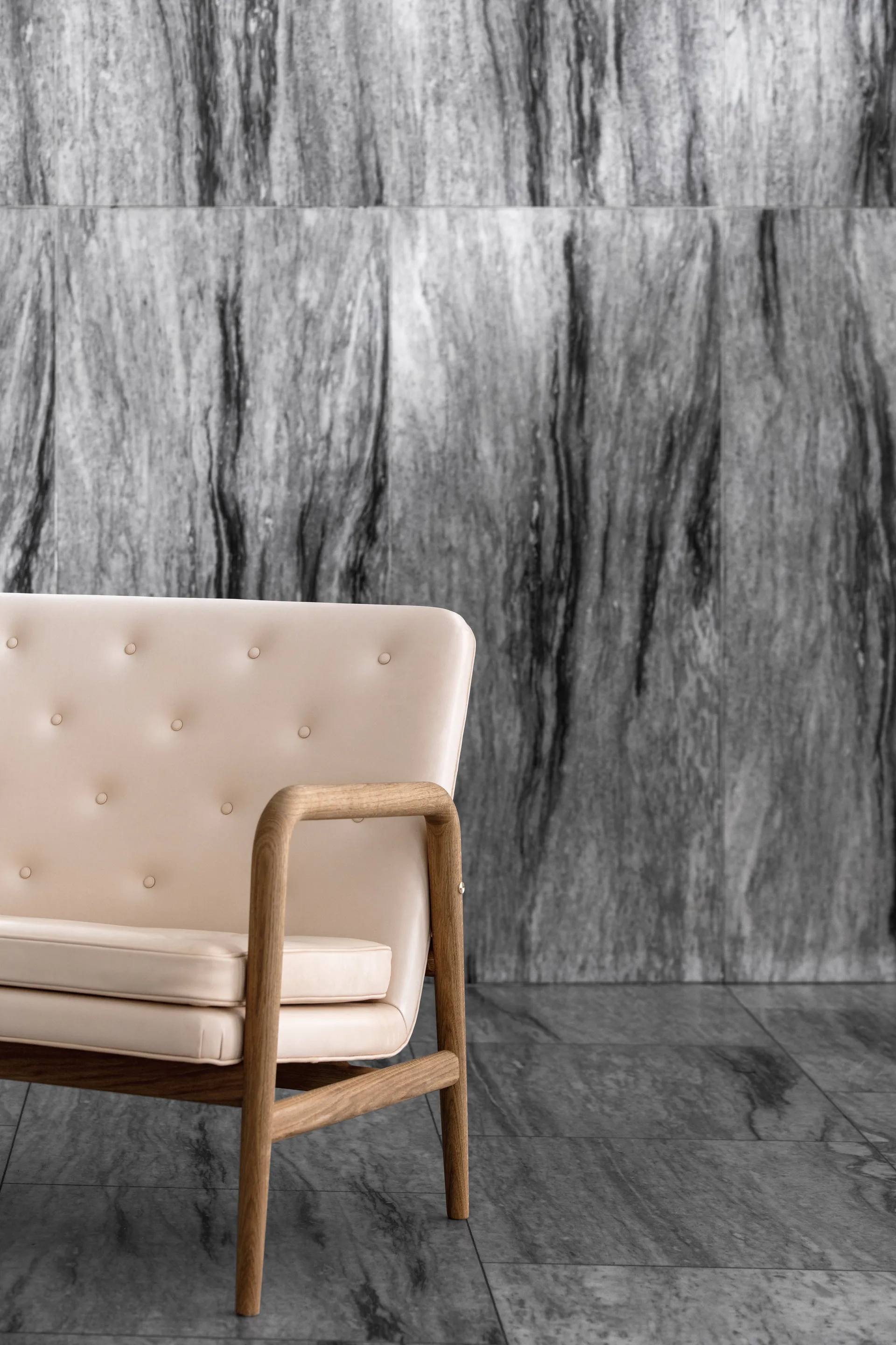 VLA77 Foyer soffa, Oljad ek-sif 90 läder Carl Hansen & Søn