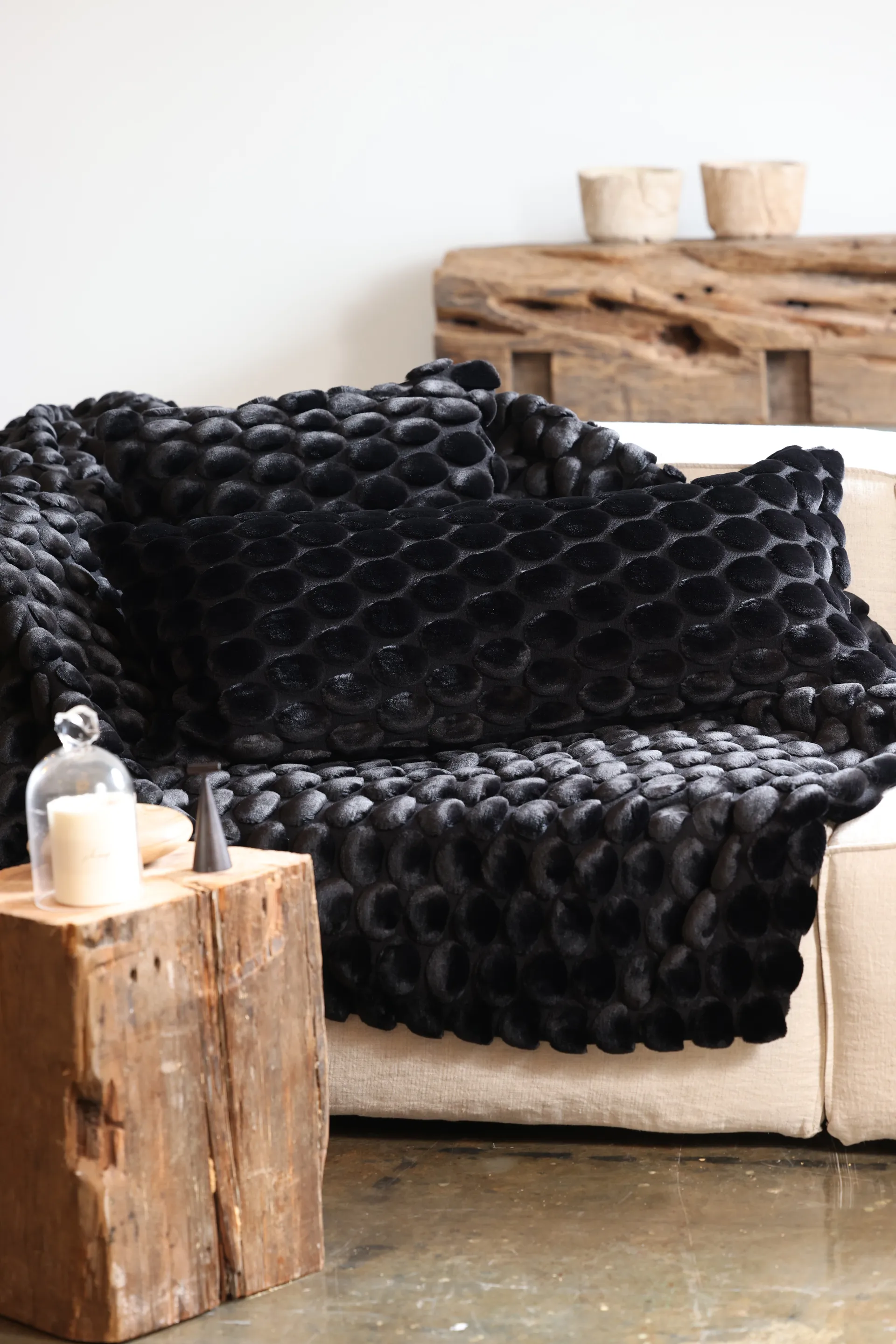 Egg Collection filt 170x130 cm, Svart Ceannis