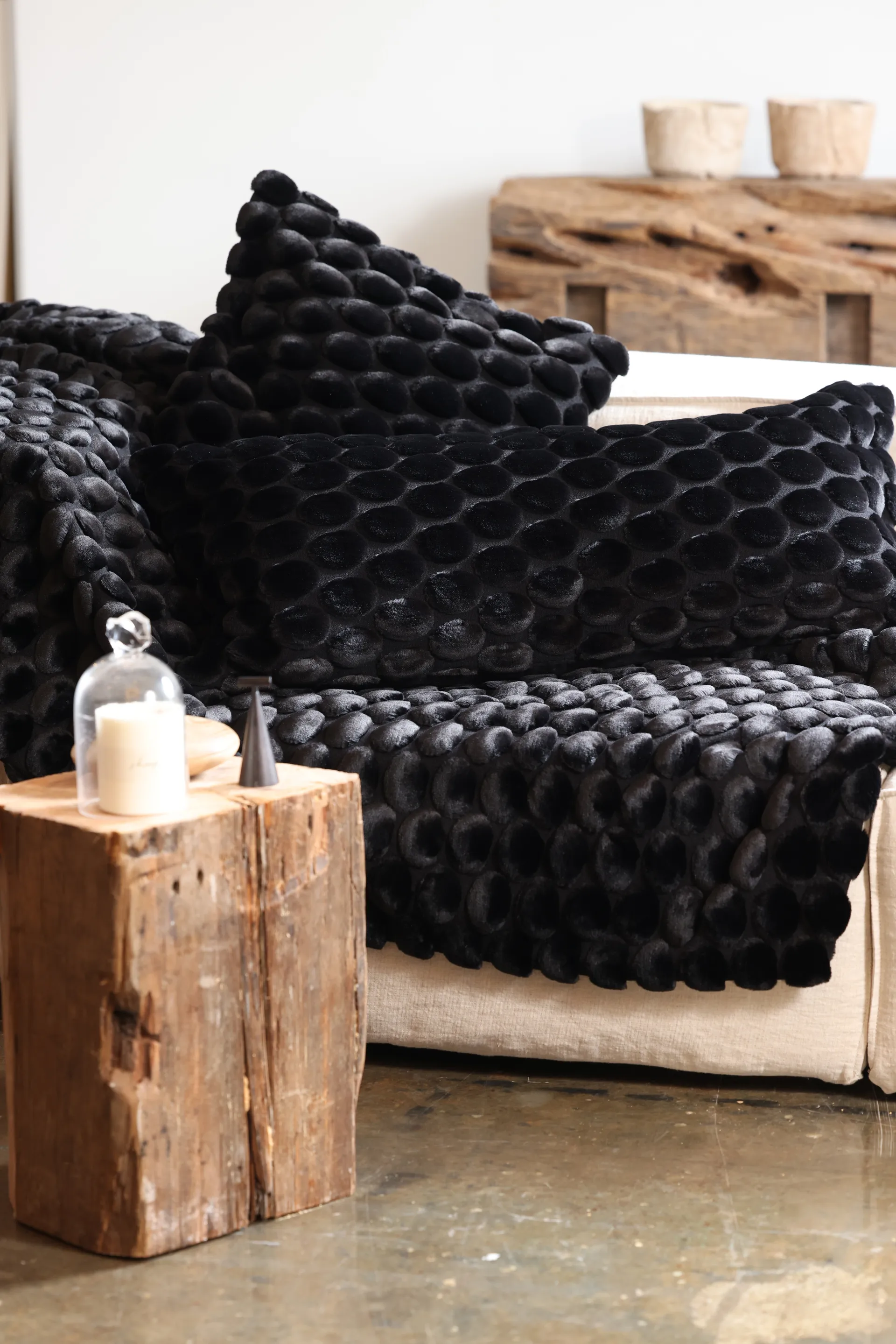 Egg Collection filt 170x130 cm, Svart Ceannis